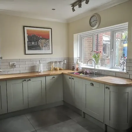 Holiday home Corner House