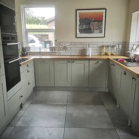 Corner House Ganton